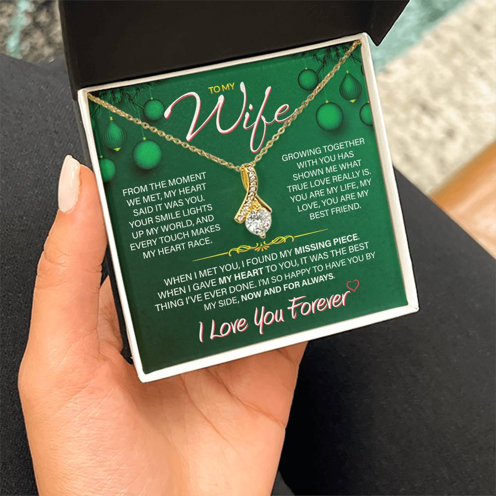 Best Gift for Your Wife: Forever Love Necklace - Remind Her of Your Love