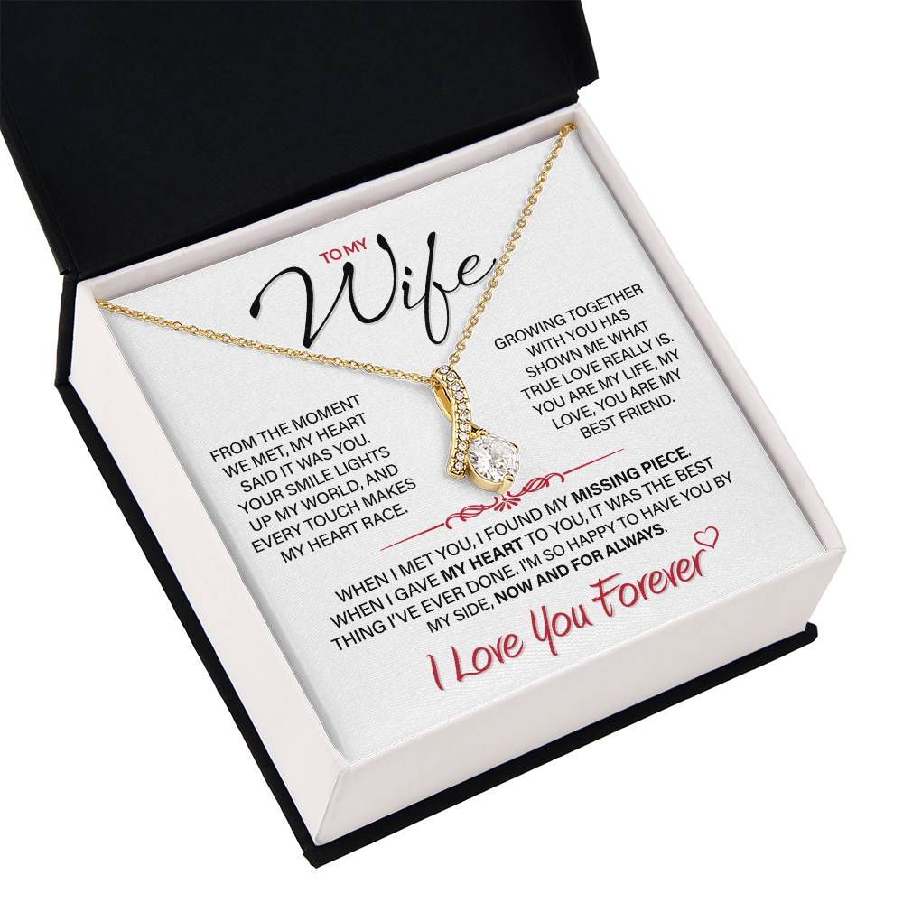 Best Gift for Your Wife: Forever Love Necklace - Remind Her of Your Love