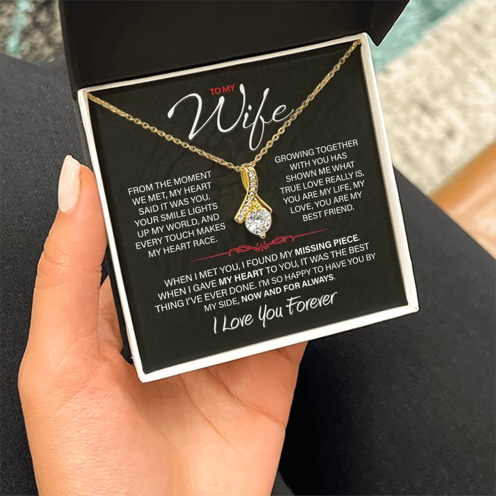 Best Gift for Your Wife: Forever Love Necklace - Remind Her of Your Love