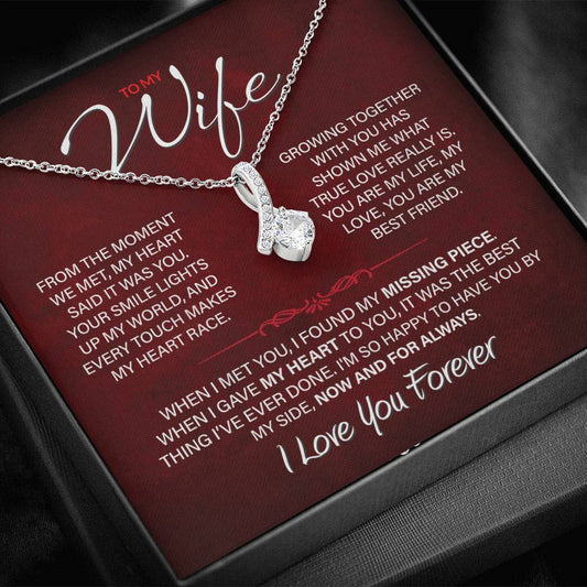 Best Gift for Your Wife: Forever Love Necklace - Remind Her of Your Love