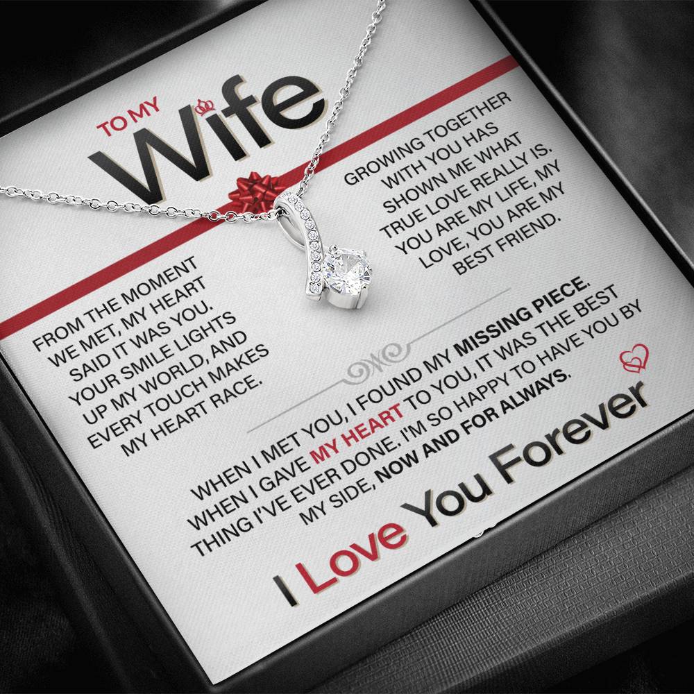 Best Gift for Your Wife: Forever Love Necklace - Remind Her of Your Love