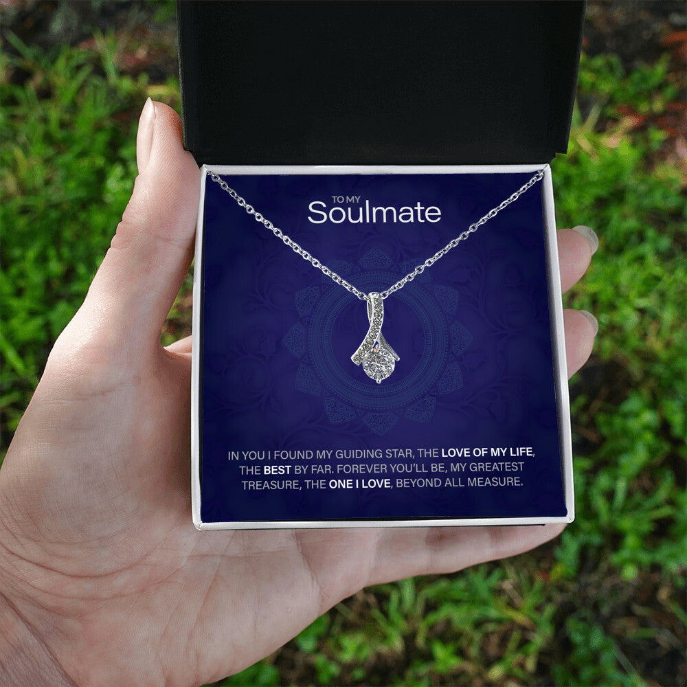 Best Gift for Soulmate: Beautiful Soulmate Love Pedant Necklace to Melt Their Heart [Floral]