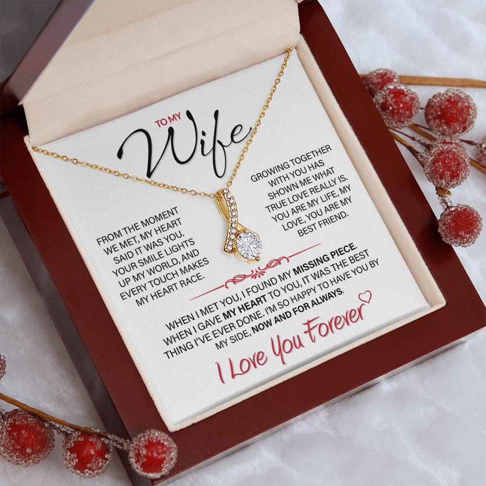 Best Gift for Your Wife: Forever Love Necklace - Remind Her of Your Love