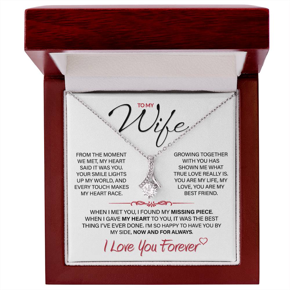 Best Gift for Your Wife: Forever Love Necklace - Remind Her of Your Love