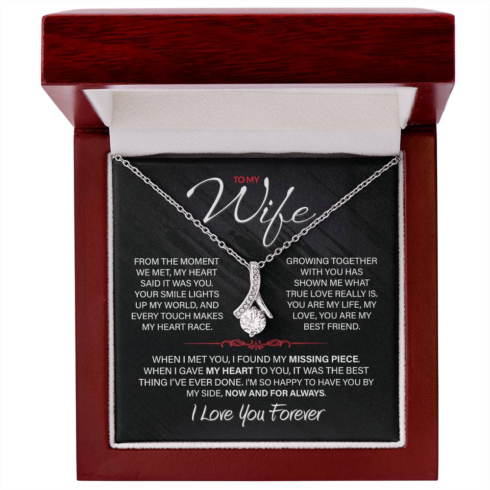 Best Gift for Your Wife: Forever Love Necklace - Remind Her of Your Love