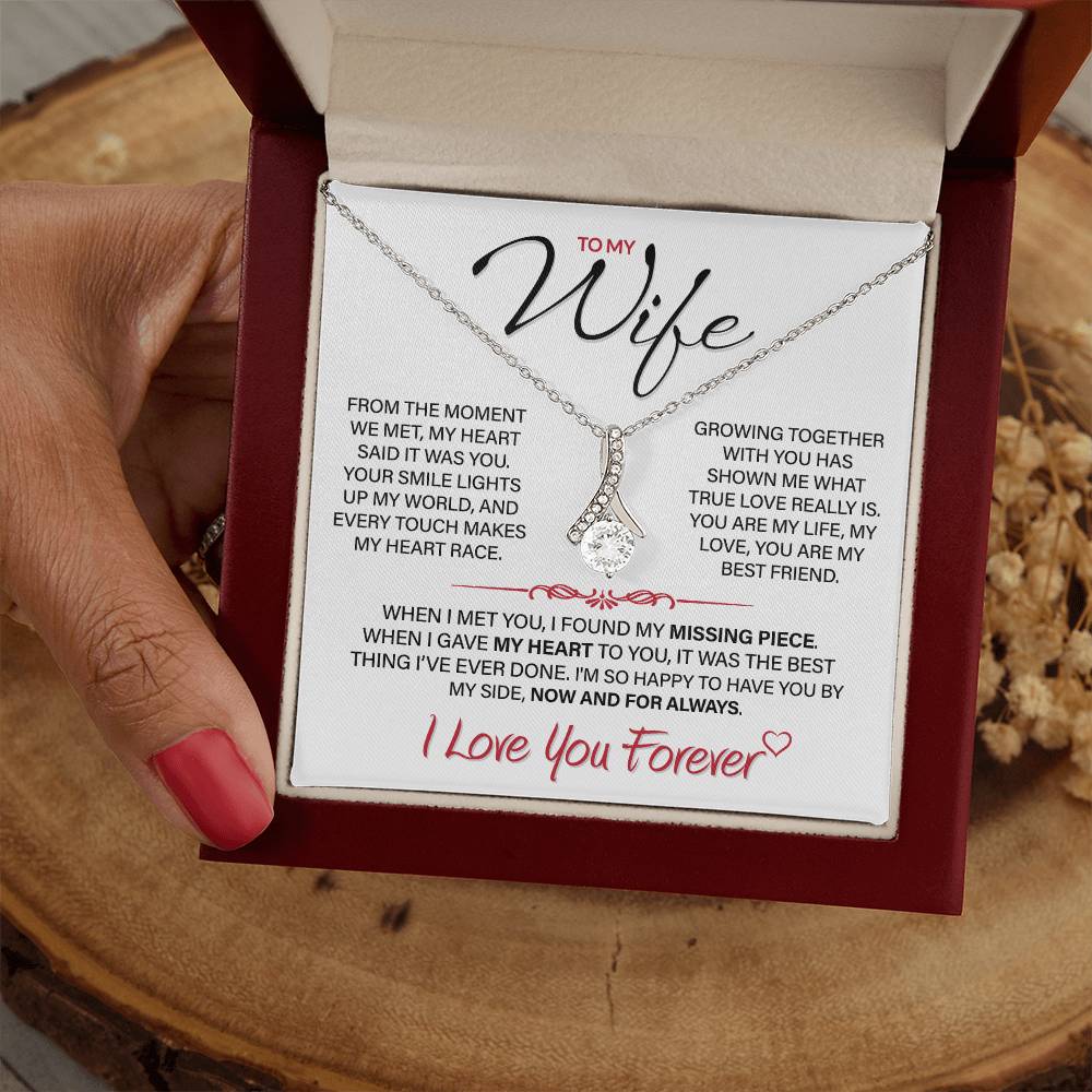 Best Gift for Your Wife: Forever Love Necklace - Remind Her of Your Love